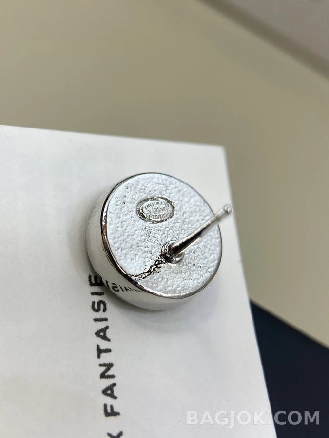 샤넬 샤넬 더블C 스터드 귀걸이 상세 이미지