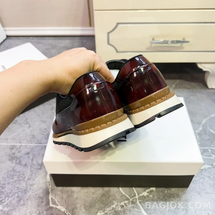 벨루티 벨루티 파티나 가죽 스니커즈 상세 이미지