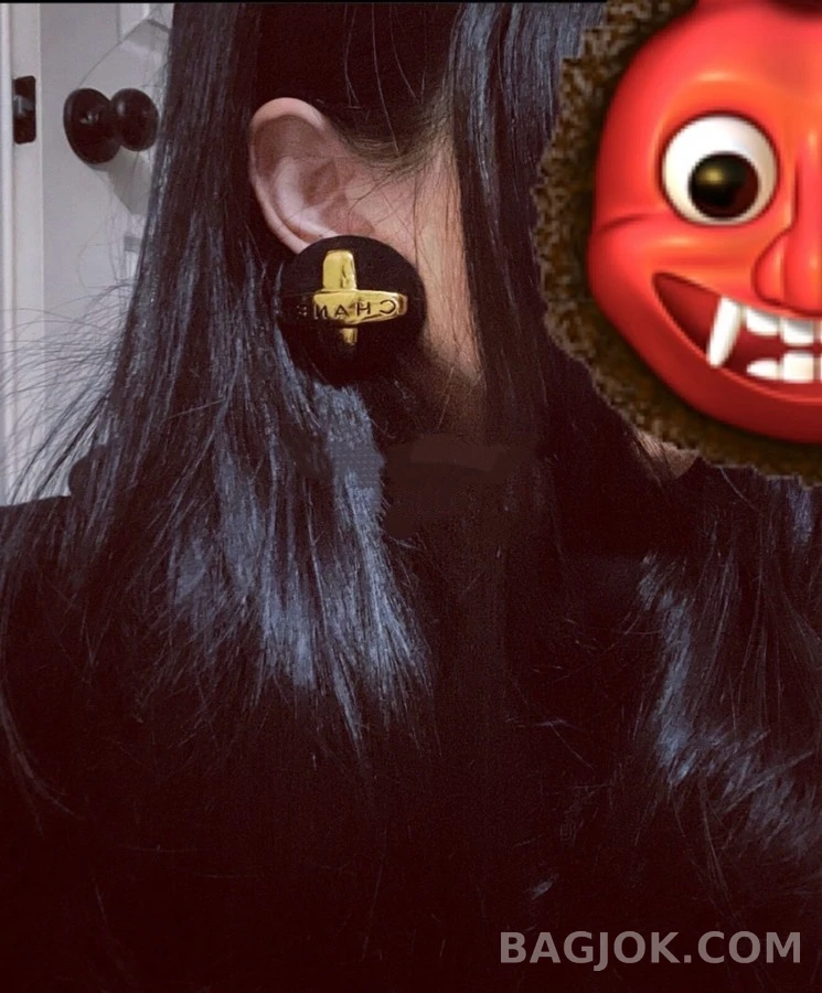샤넬 샤넬 벨벳 크로스 로고 귀걸이 상세 이미지