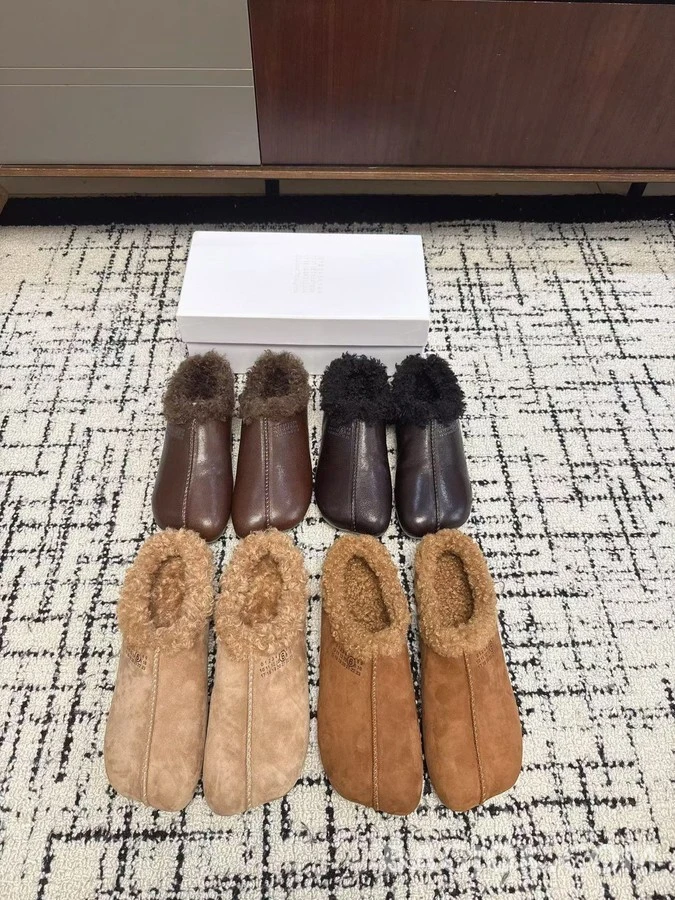 메종 마르지엘라 메종마르지엘라 레더 양털 슬리퍼 상세 이미지