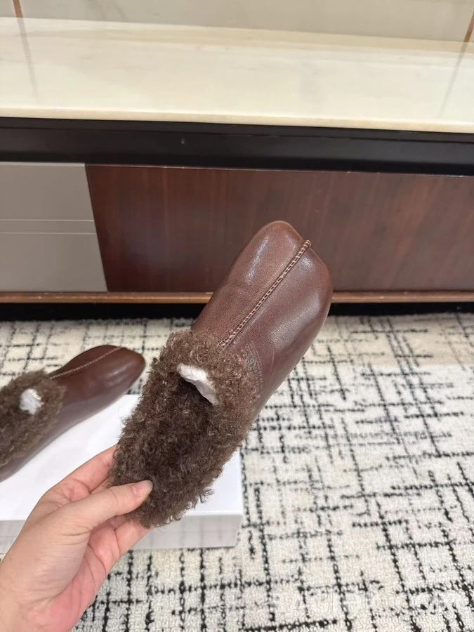 메종 마르지엘라 메종마르지엘라 레더 양털 슬리퍼 상세 이미지