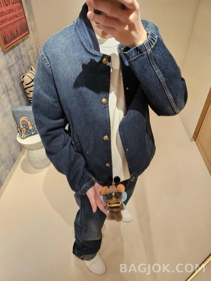 루이비통 루이비통 루이 베어 비 키링 상세 이미지