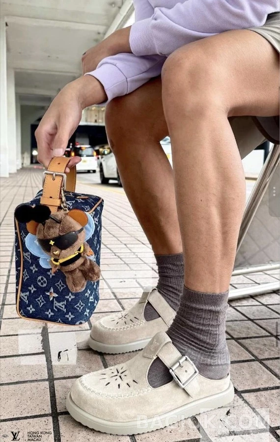 루이비통 루이비통 루이 베어 비 키링 상세 이미지
