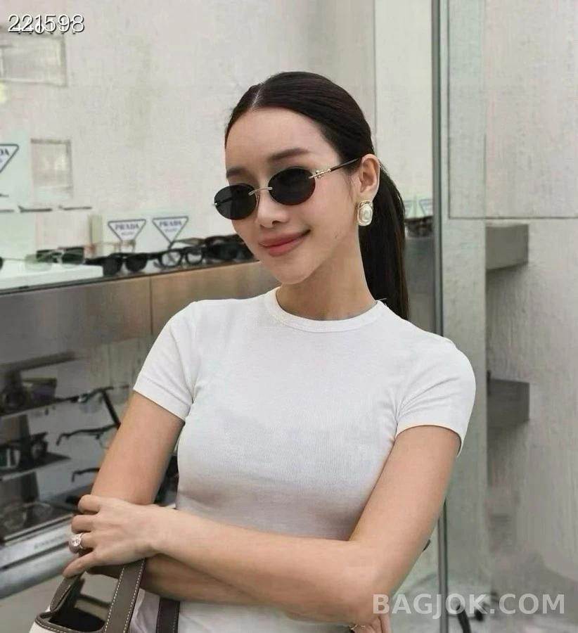 티파니앤코 티파니 앤 코 체인 장식 그라데이션 선글라스 상세 이미지