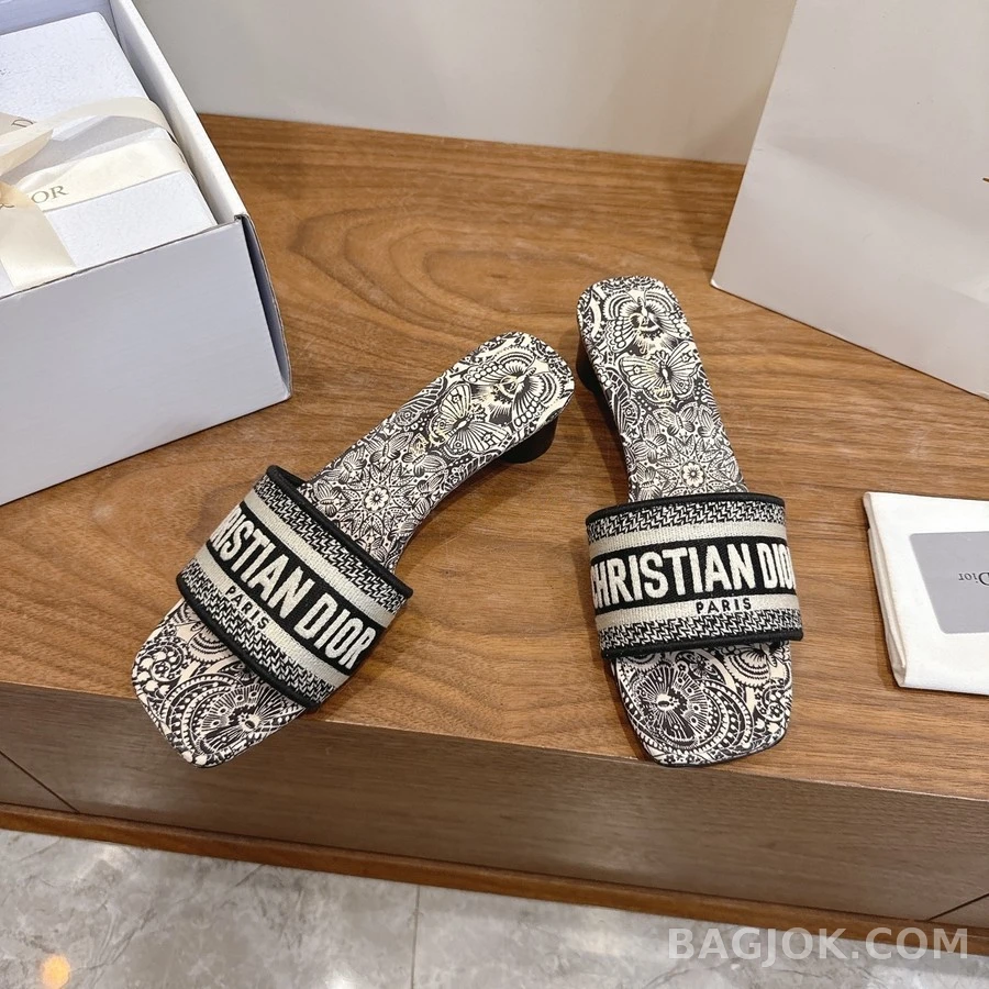 디올 디올 디웨이 로고 블록힐 슬라이드 상세 이미지