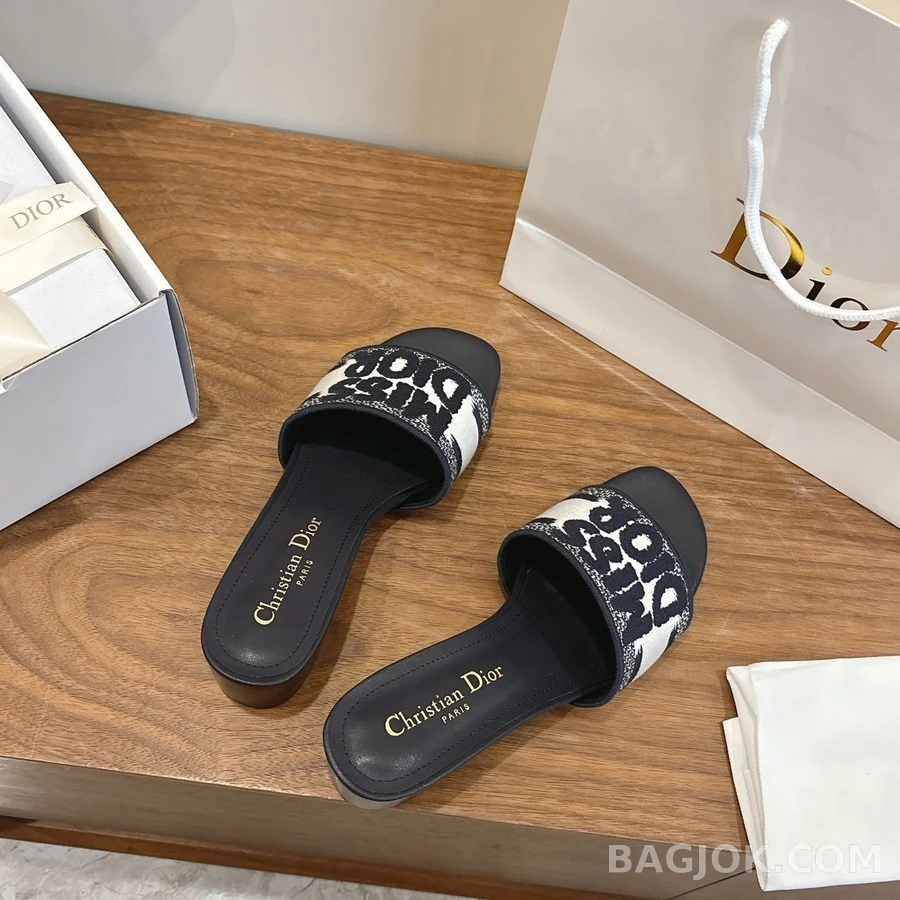 디올 디올 Dway 레터링 뮬 상세 이미지