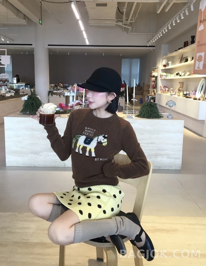 샤넬 샤넬 컷아웃 리본 메리제인 플랫 상세 이미지