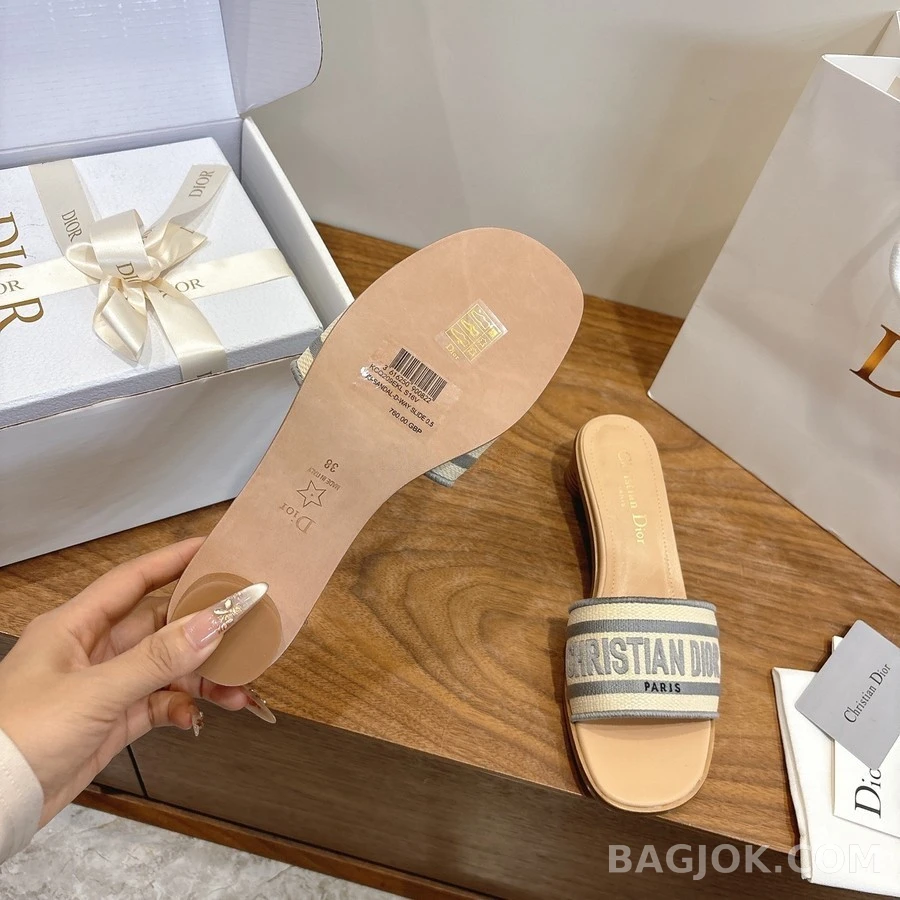 디올 디올 디웨이 스트라이프 로고 샌들 상세 이미지