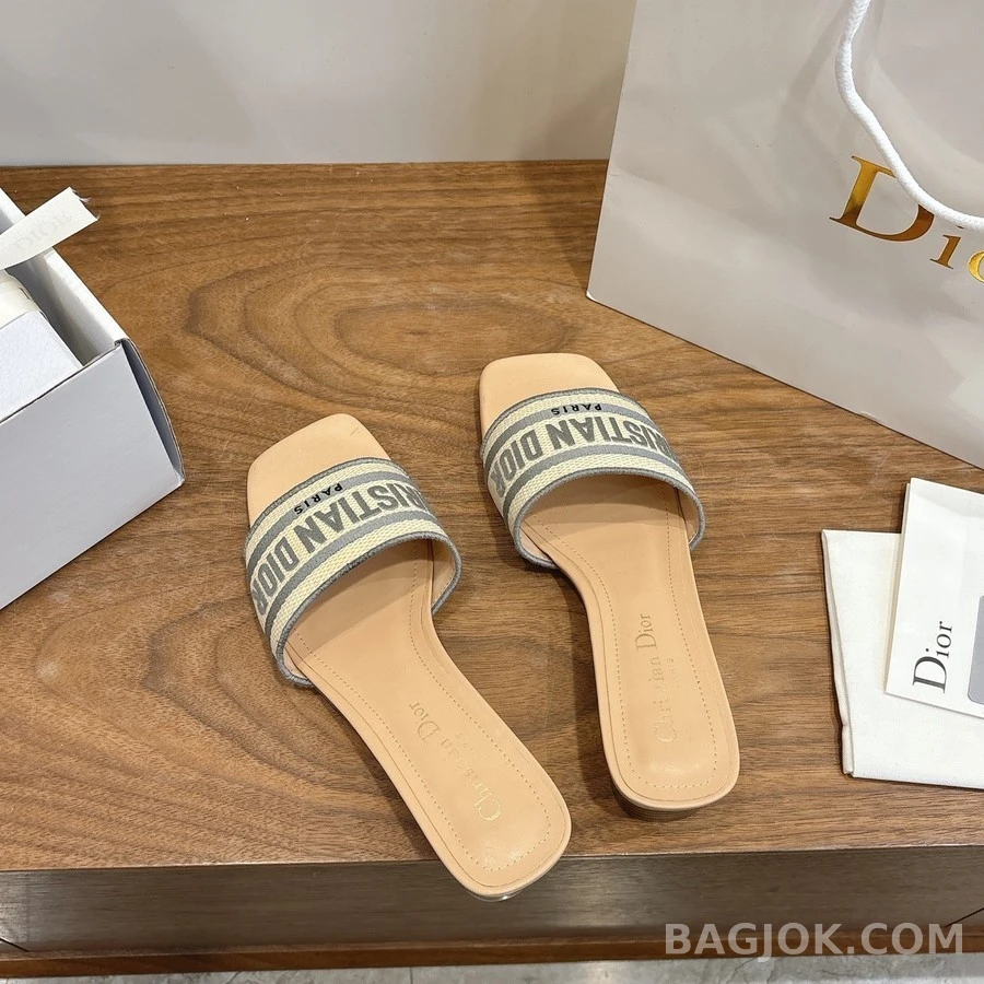 디올 디올 디웨이 스트라이프 로고 샌들 상세 이미지