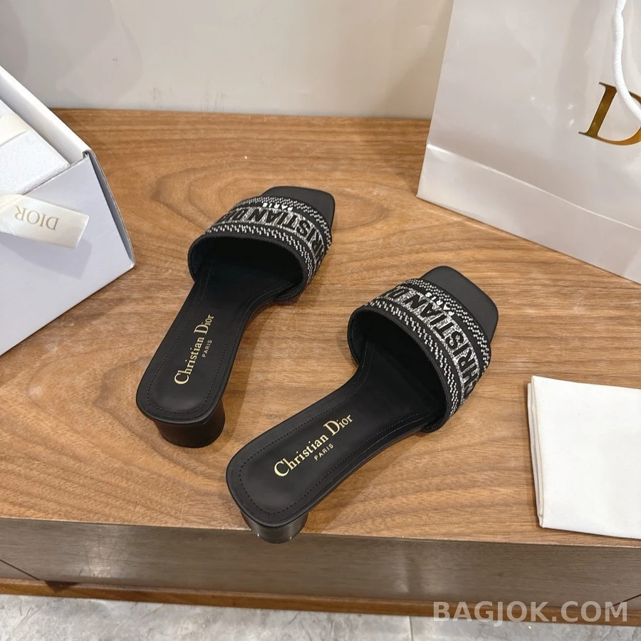 디올 디올 Dway 레터링 스터드 뮬 상세 이미지