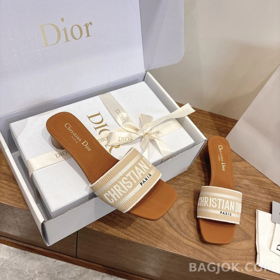디올 디올 Dway 코튼 자수 힐 뮬 상세 이미지