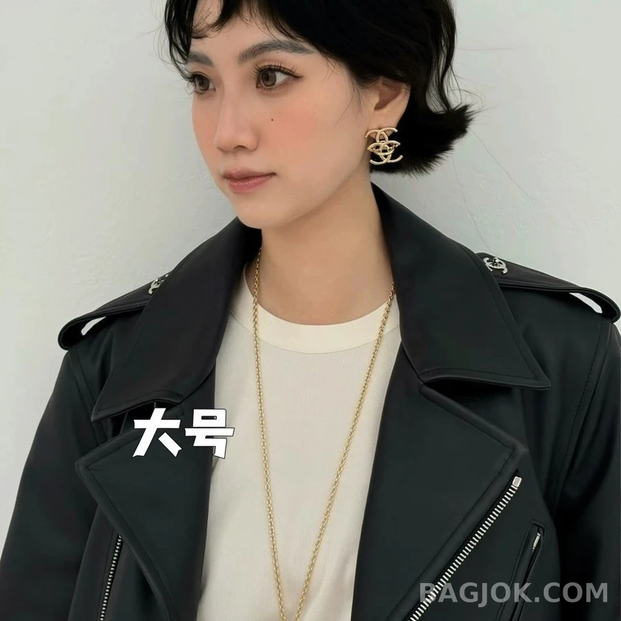 샤넬 샤넬 인터로킹 로고 귀걸이 상세 이미지