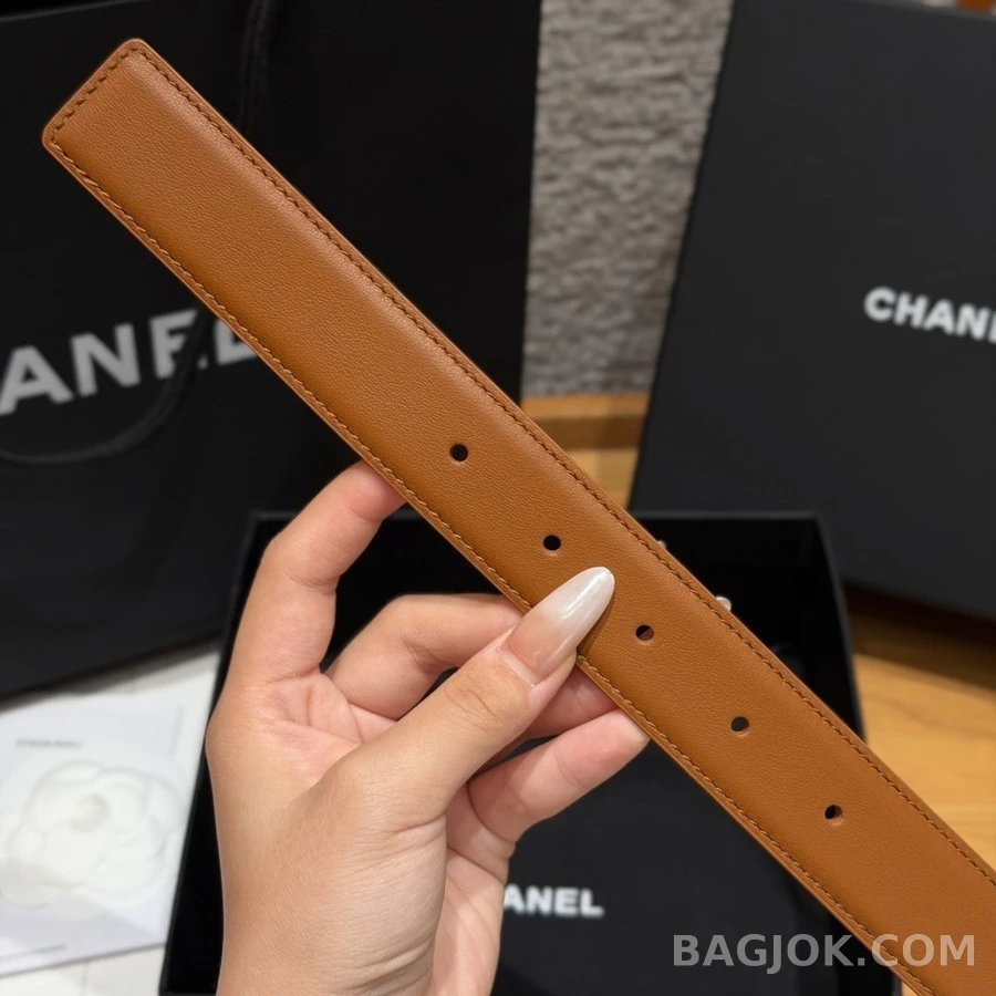 샤넬 샤넬 로고 락참 가죽 벨트 상세 이미지
