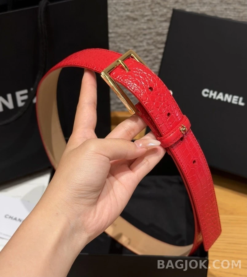 샤넬 샤넬 크록 엠보스드 벨트 상세 이미지