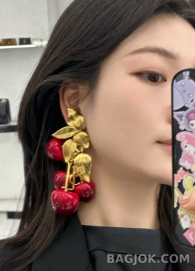 생로랑 세인트로랑 체리 로고 귀걸이 상세 이미지