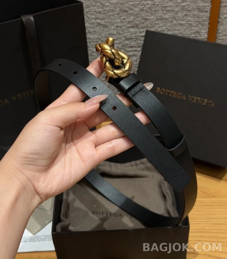 보테가베네타 보테가 베네타 노트 로프 매듭 벨트 상세 이미지