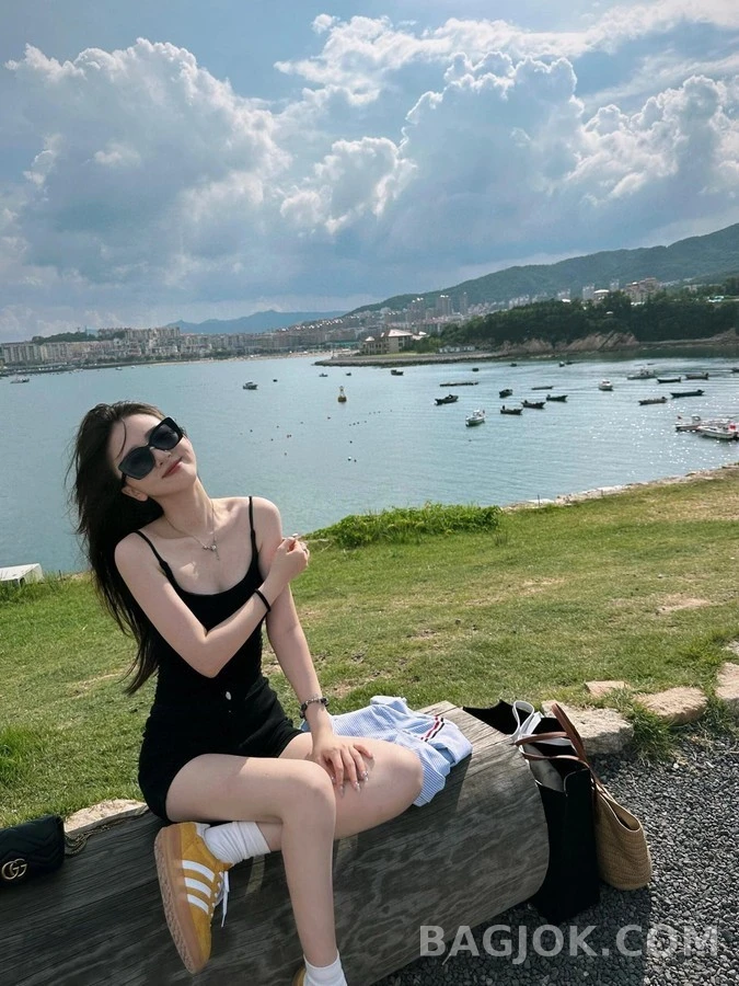 샤넬 샤넬 큐빅 로고 스퀘어 선글라스 상세 이미지