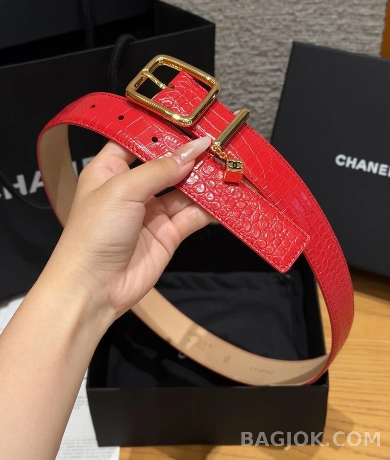 샤넬 샤넬 악어 엠보싱 더블C 참 벨트 상세 이미지