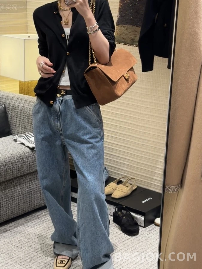 샤넬 샤넬 로고 금장 버튼 가디건 상세 이미지