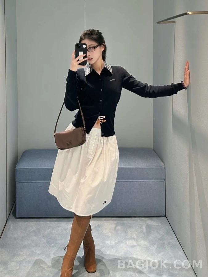 미우미우 미우미우 체크 카라 디테처블 가디건 상세 이미지