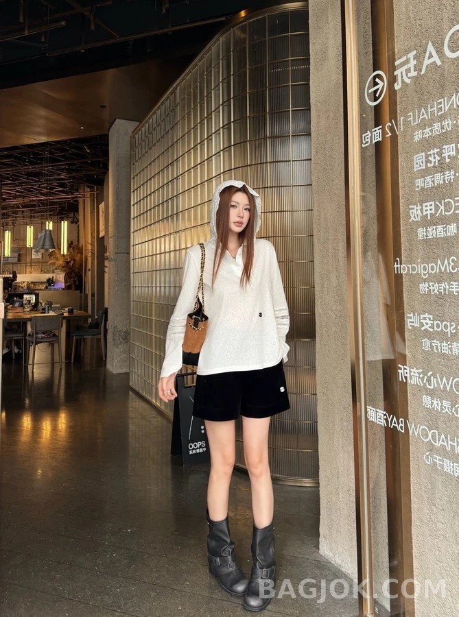 샤넬 샤넬 레이스 배색 후드 티셔츠 상세 이미지