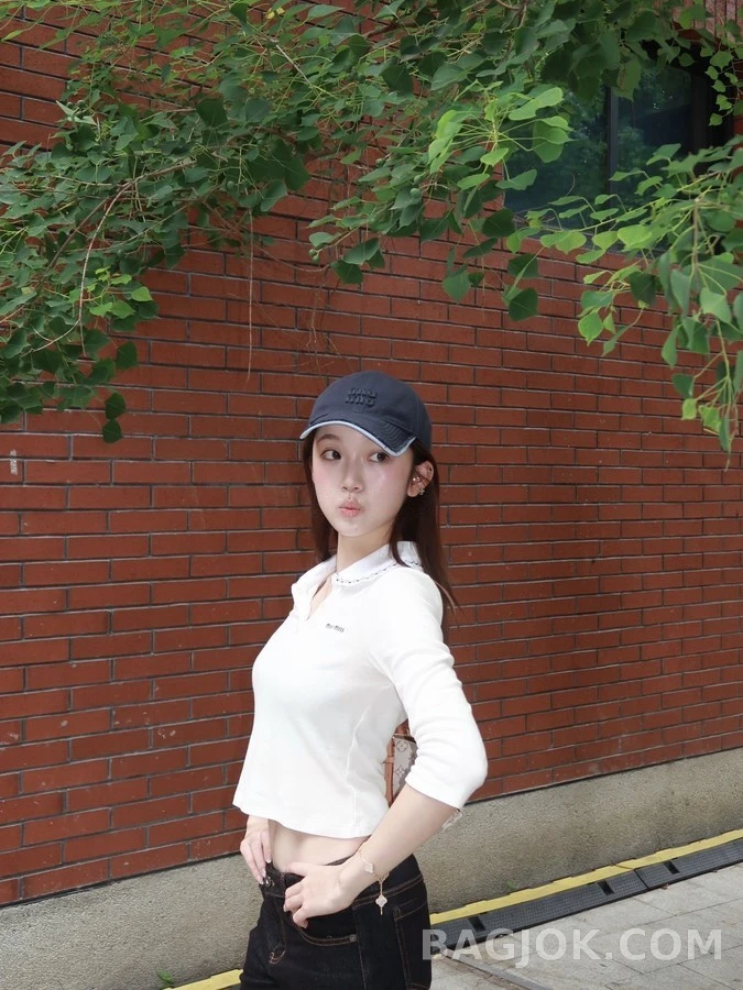 미우미우 미우미우 꽃자수 피터팬카라 폴로 긴팔 티셔츠 상세 이미지