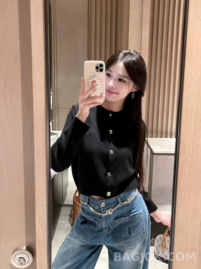 샤넬 샤넬 더블 C 로고 니트 가디건 상세 이미지