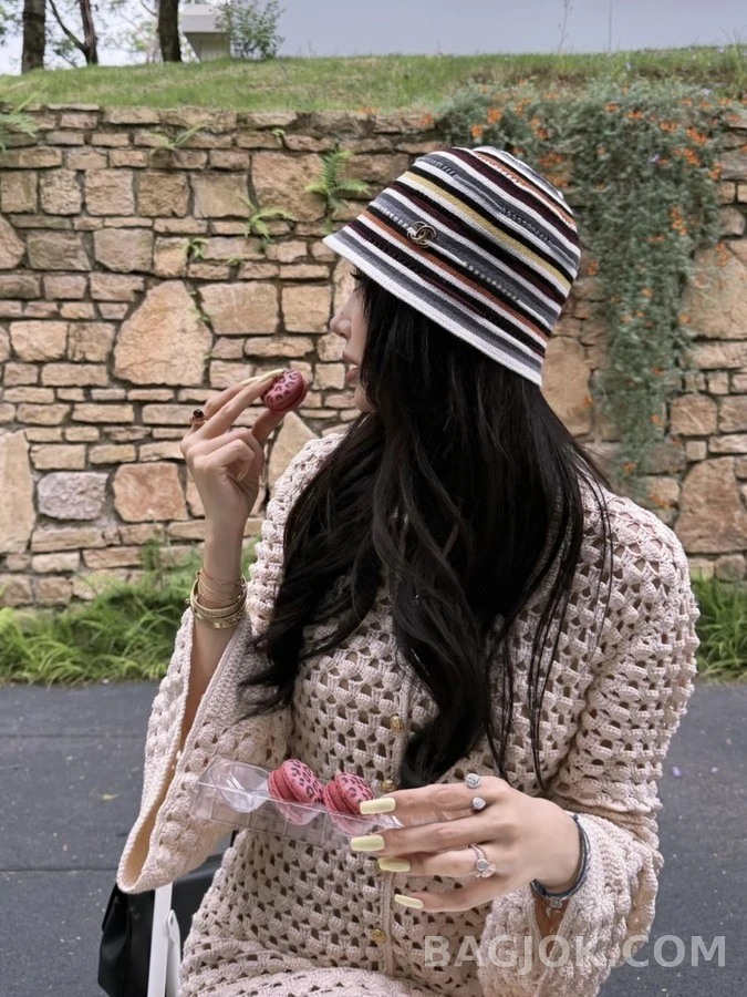 샤넬 샤넬 레트로 스트라이프 버킷햇 상세 이미지