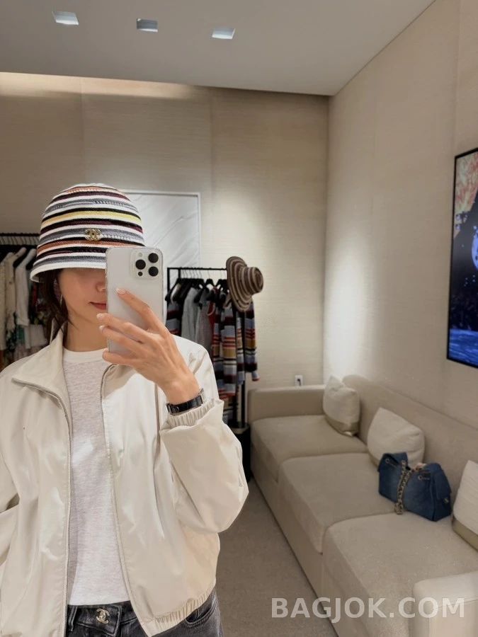 샤넬 샤넬 레트로 스트라이프 버킷햇 상세 이미지