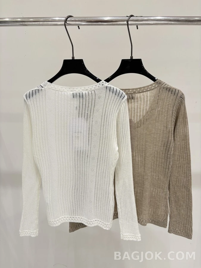 샤넬 샤넬 U넥 리브드 로고 긴팔 티셔츠 상세 이미지