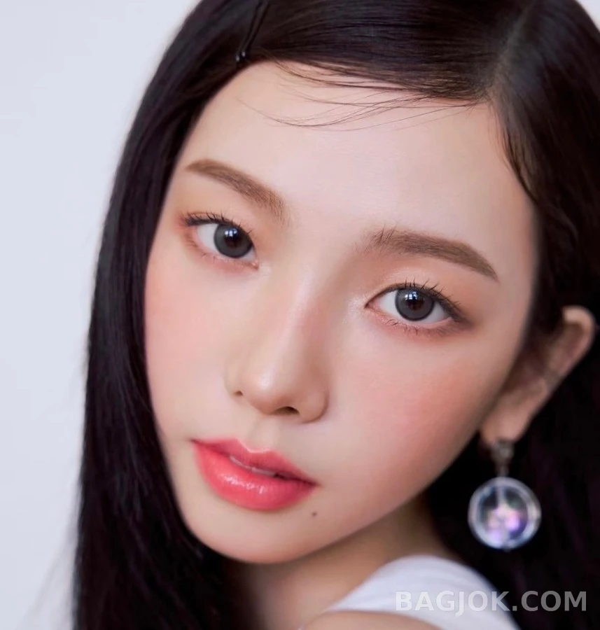 샤넬 샤넬 더블C 이리데슨트 볼 귀걸이 상세 이미지