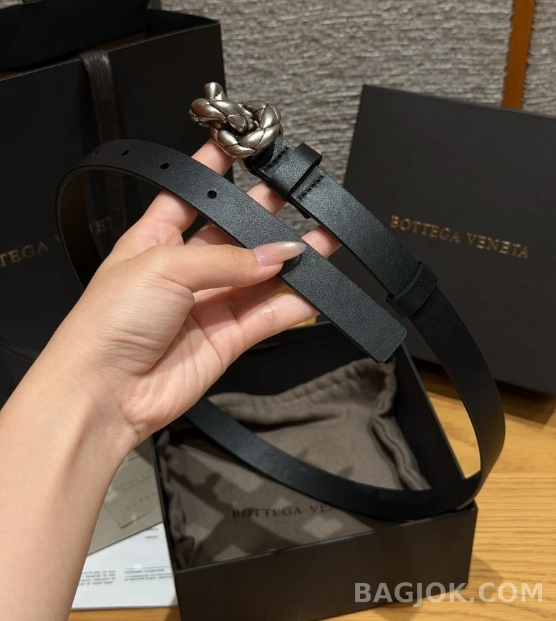 보테가베네타 보테가 베네타 노트 매듭 레더 벨트 상세 이미지
