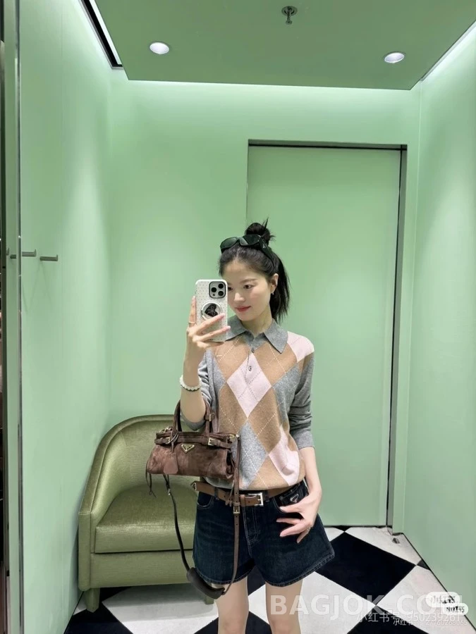 프라다 프라다 아가일 폴로 니트 긴팔 상세 이미지