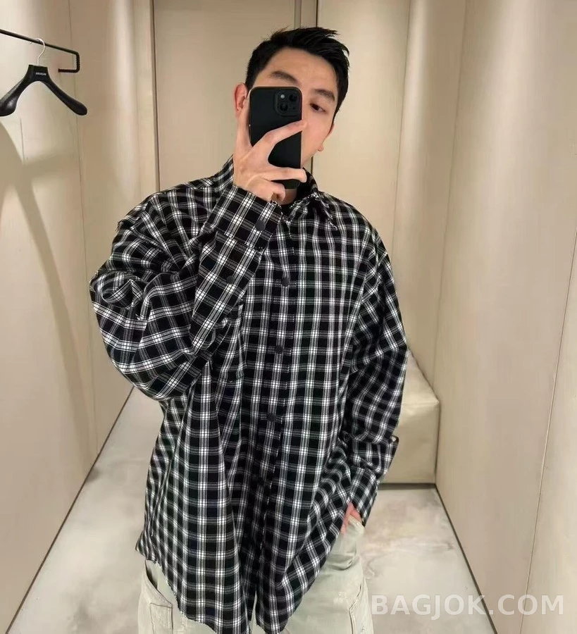 발렌시아가 발렌시아가 오버사이즈 깅엄 셔츠 상세 이미지