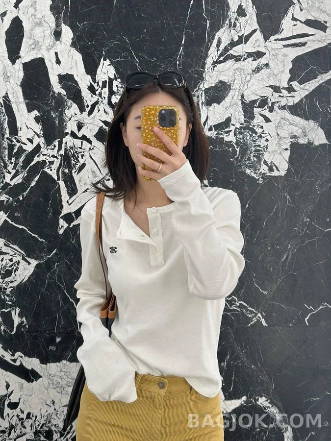 셀린느 셀린느 로고 자수 폴로 긴팔 티셔츠 상세 이미지