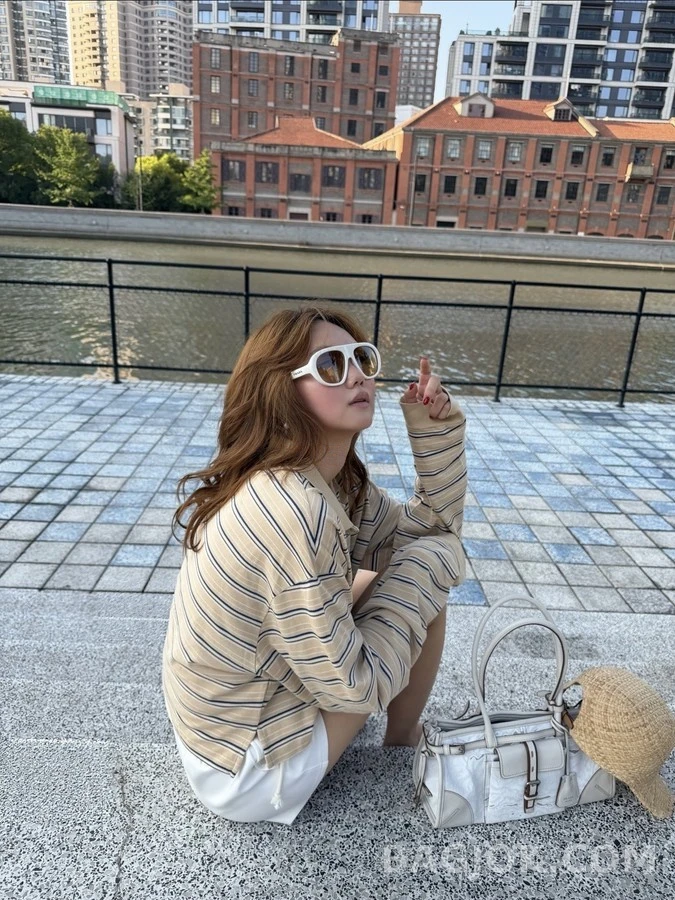 폴로 랄프 로렌 폴로 랄프 로렌 스트라이프 크롭 폴로 긴팔 티셔츠 상세 이미지