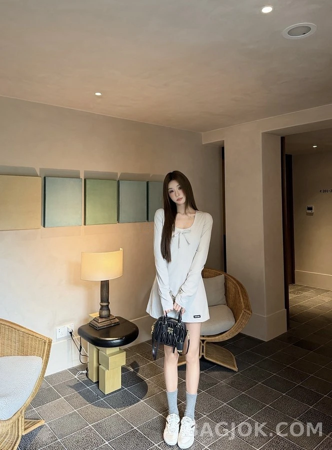 미우미우 미우미우 로고 리본 원피스 상세 이미지