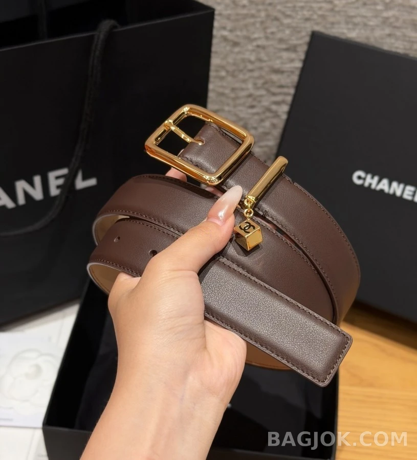 샤넬 샤넬 더블 C 참 가죽 벨트 상세 이미지