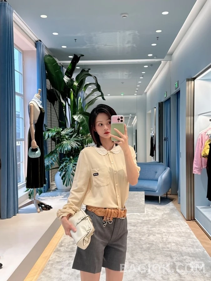 미우미우 미우미우 레이스 베이비 카라 더블 포켓 셔츠 상세 이미지