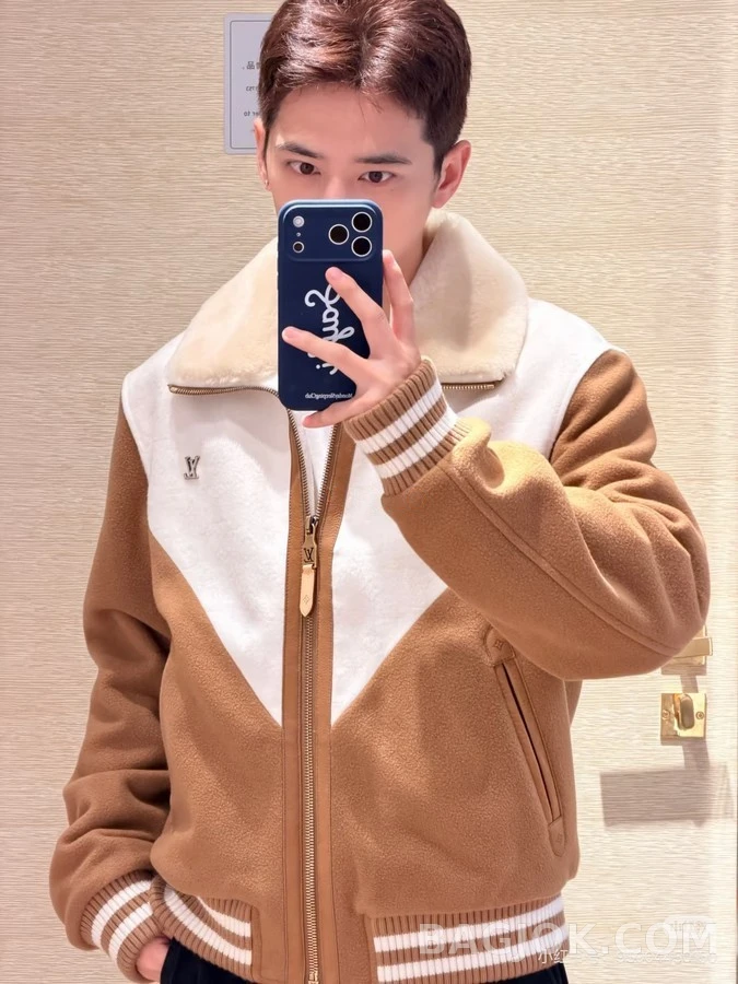 루이비통 루이비통 모노그램 레이저 컬러블록 플리스 자켓 상세 이미지