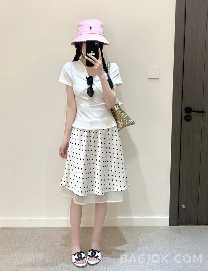 샤넬 샤넬 투톤 로고 슬라이드 샌들 상세 이미지