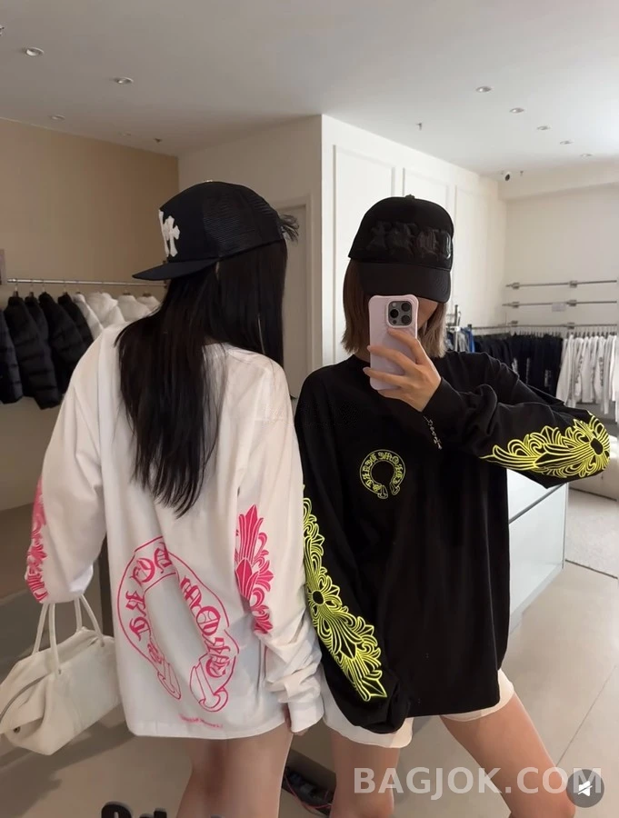 크롬하츠 크롬하츠 형광 말발굽 크로스 긴팔 티셔츠 상세 이미지
