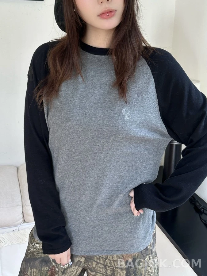크롬하츠 크롬하츠 크로스 패치 래글런 긴팔 티셔츠 상세 이미지