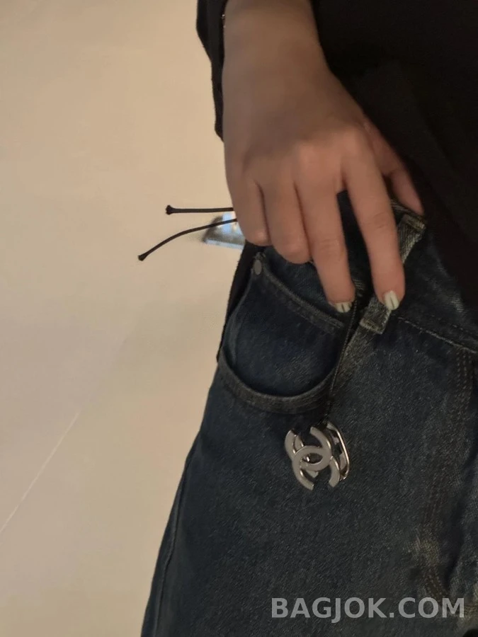 샤넬 샤넬 로고 스카프 버클 상세 이미지