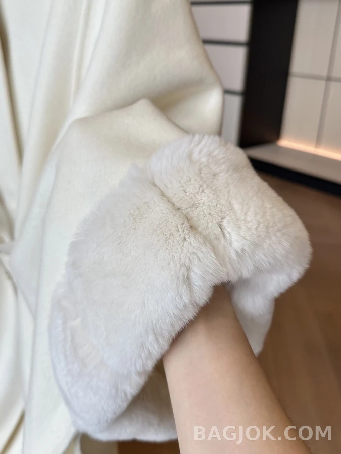 로로피아나 로로피아나 모피 칼라 케이프 자켓 상세 이미지