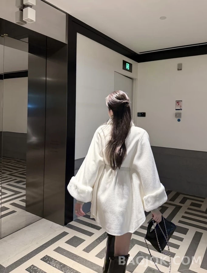 로로피아나 로로피아나 모피 칼라 케이프 자켓 상세 이미지