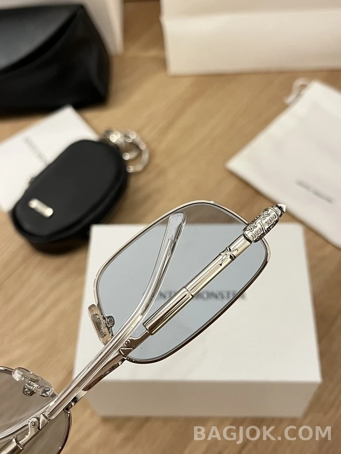 젠틀 몬스터 젠틀몬스터 폴딩 메탈 아이웨어 상세 이미지