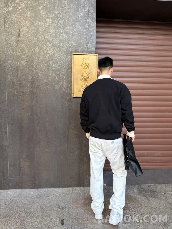 아미 아미 투톤 하트 로고 집업 자켓 상세 이미지