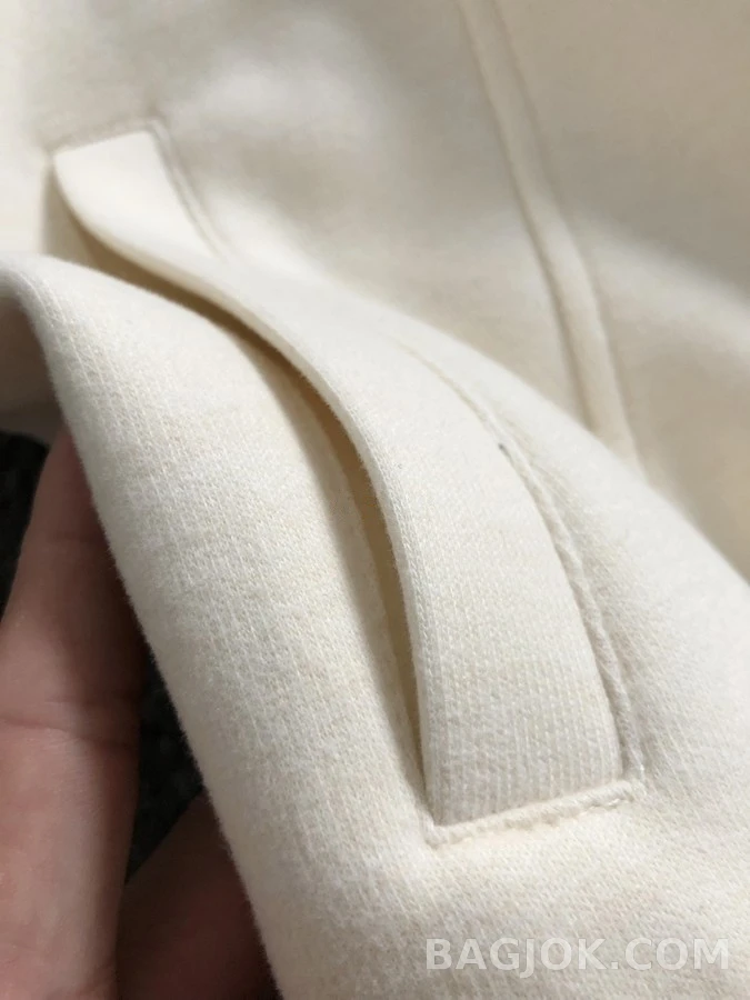 버버리 버버리 체크 칼라 기사 자수 울 자켓 상세 이미지