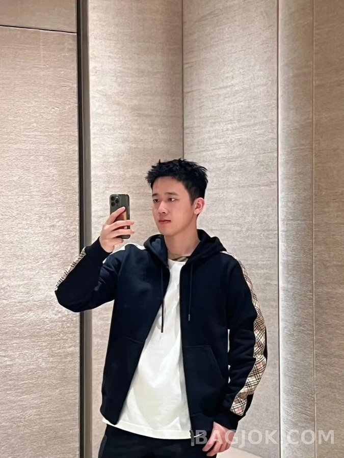 버버리 버버리 체크 스트라이프 후드 집업 상세 이미지